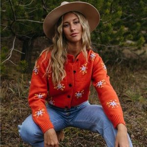 Embroidered cardigan in poppy